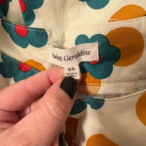 Elegant Floral Maxi Dress in Cream and Orange - Picture 5 of 6